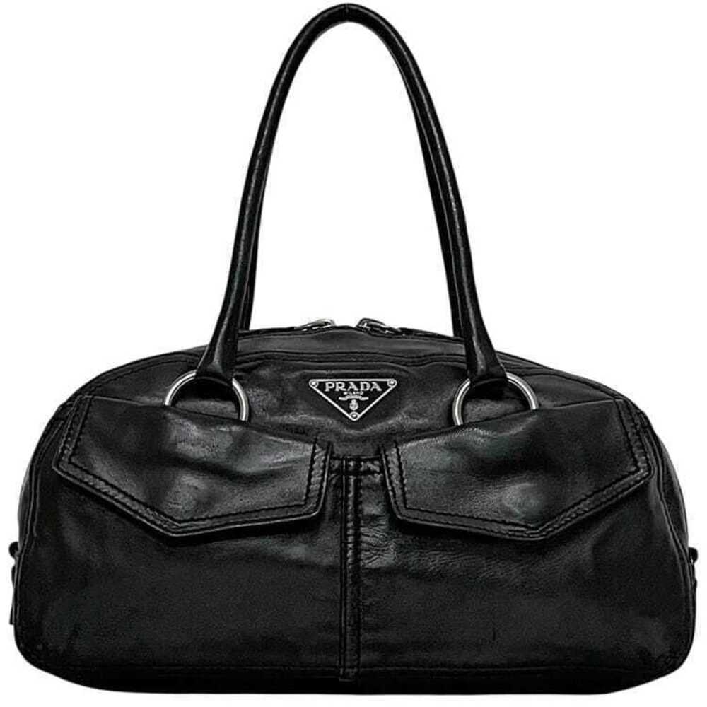 Prada Handbag black Nero Black leather shoulder bag triangular plate
